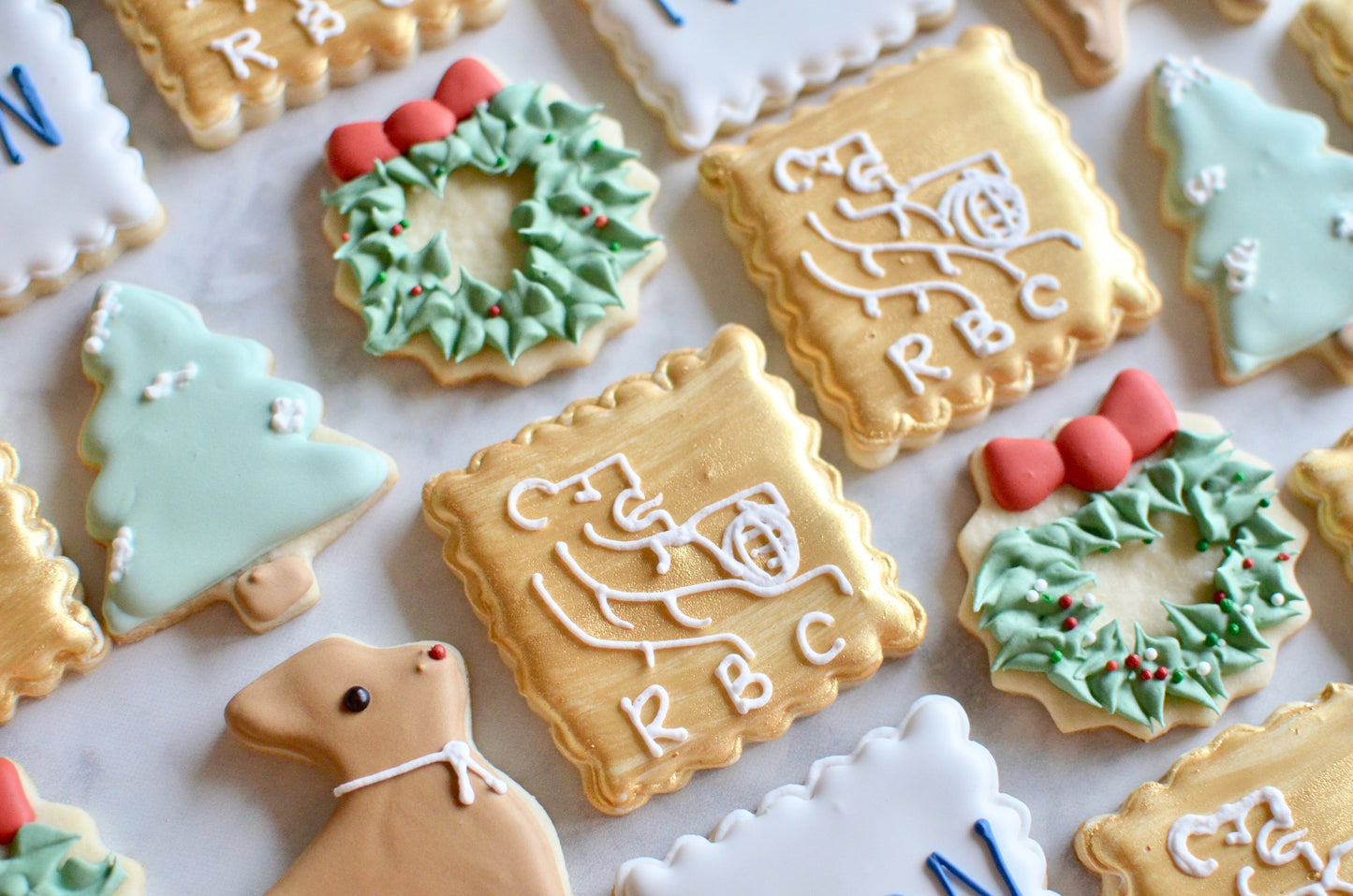 Custom Cookies - GOLD/CHARACTERS-